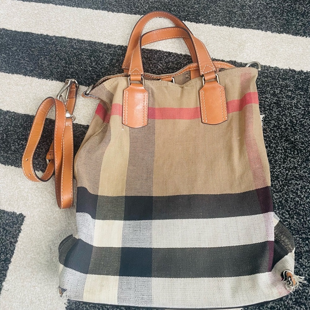 Burberry tote bag